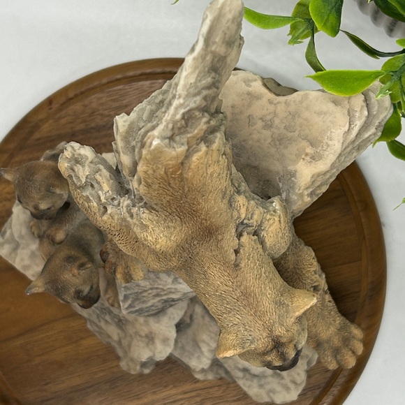 Mill Creek Studios “Maternal Refuge” Lion Cat Cougar Puma Sculpture, 1994 - Picture 13 of 17